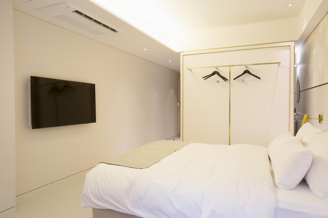 Gwangmyeong Js Boutique Hotel Экстерьер фото