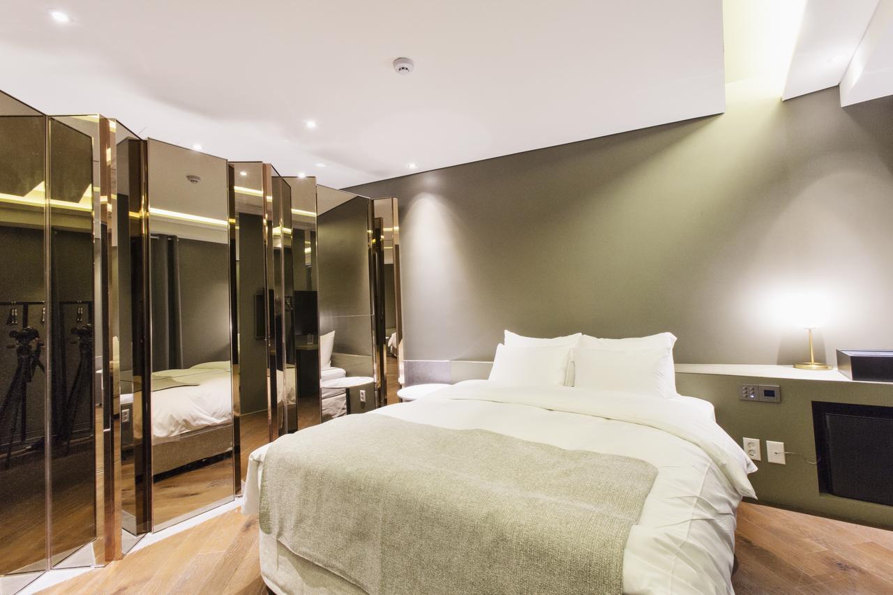 Gwangmyeong Js Boutique Hotel Экстерьер фото